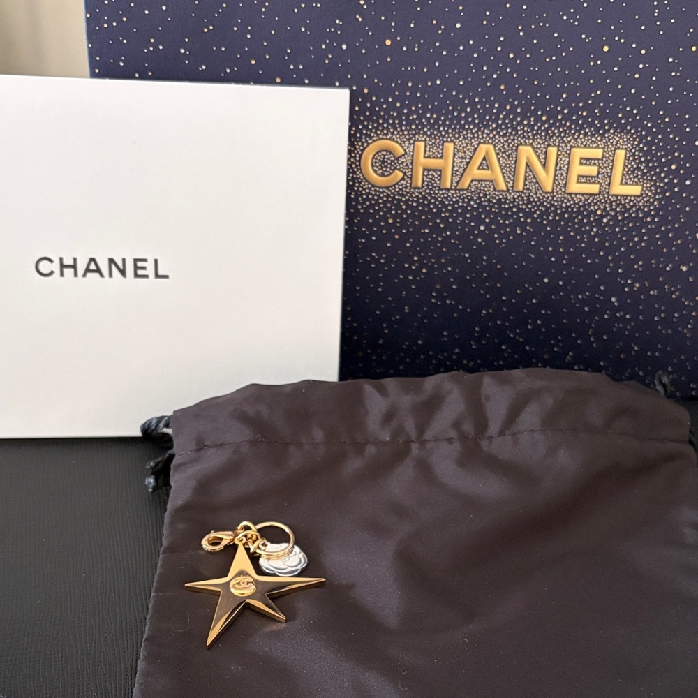 CHANEL Gold Star Charm